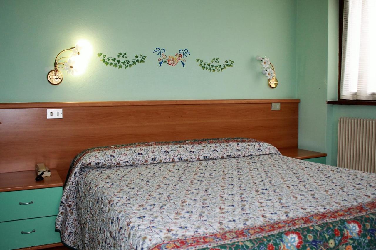 Locanda Ridevert Hotel Tione di Trento Kültér fotó