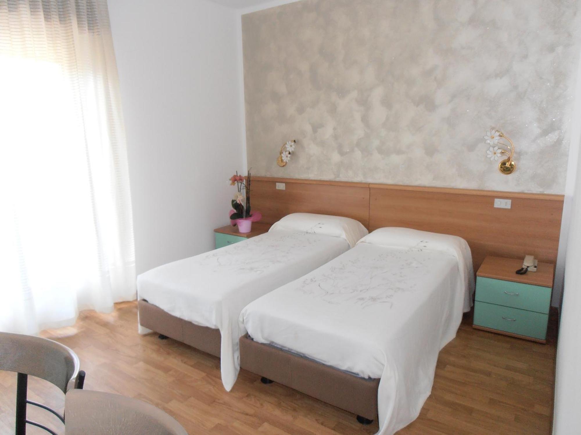 Locanda Ridevert Hotel Tione di Trento Szoba fotó